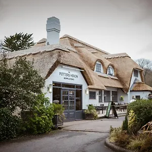 Potters Heron Royaume-Uni